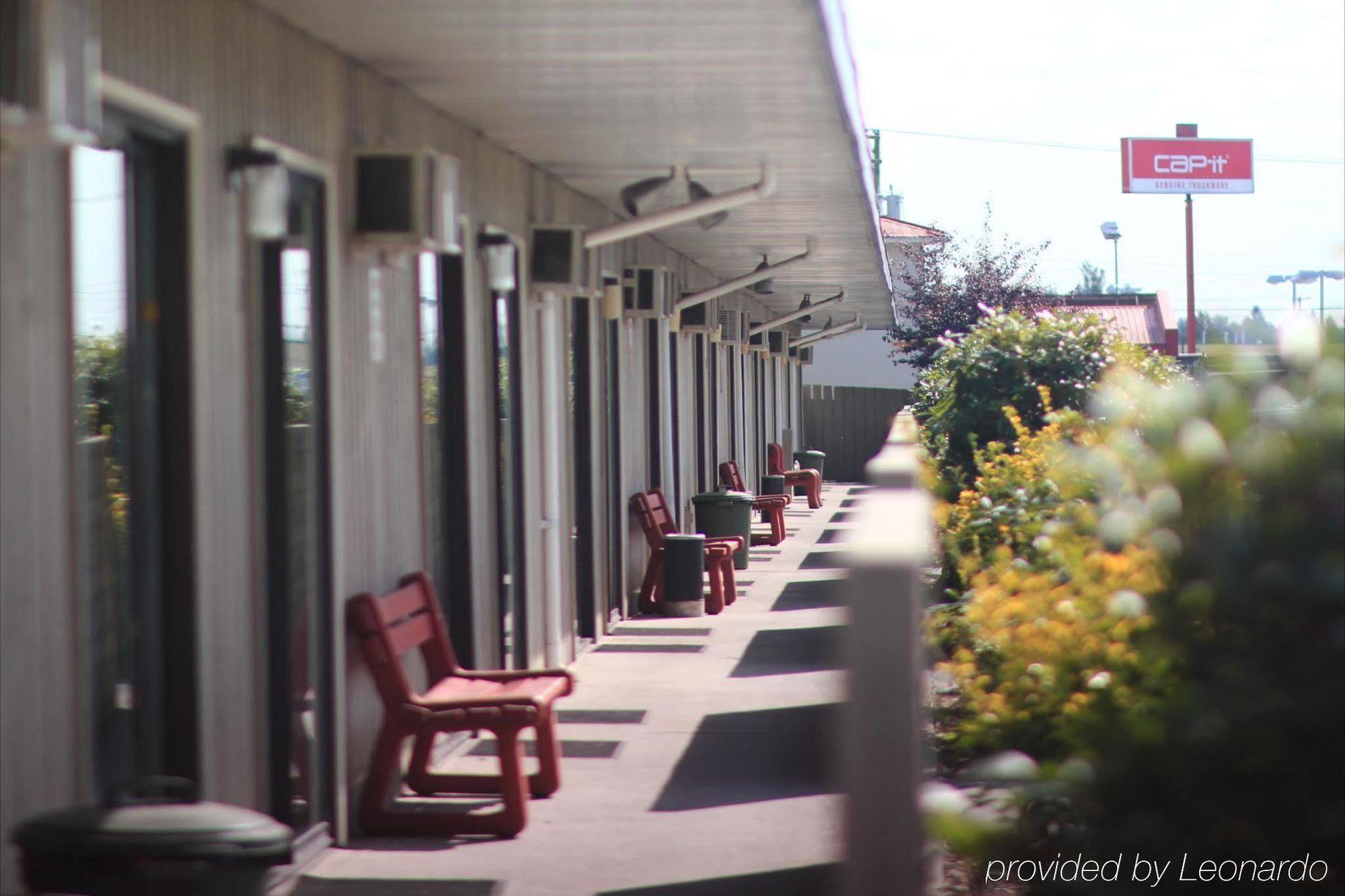 Westward Inn & Suites Langley Dış mekan fotoğraf